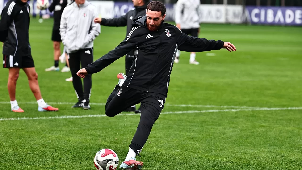 Beşiktaş, Fatih Karagümrük deplasmanı öncesi hazırlıklarını tamamladı