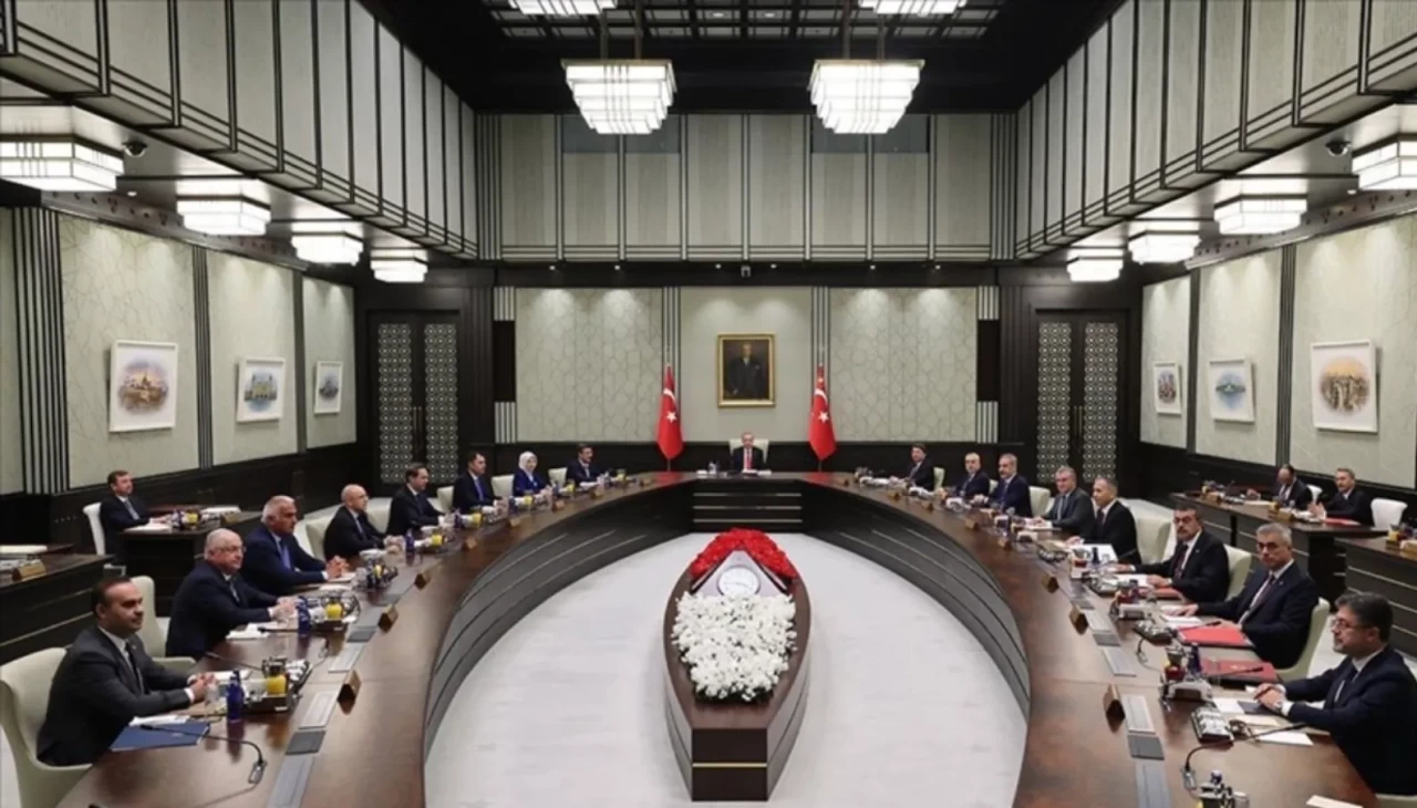 Kabine bugün toplanıyor! Masada 3 kritik başlık var