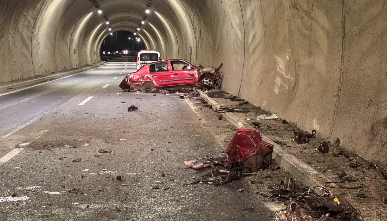 Zonguldak’ta tünelde feci kaza: İki genç ağır yaralı
