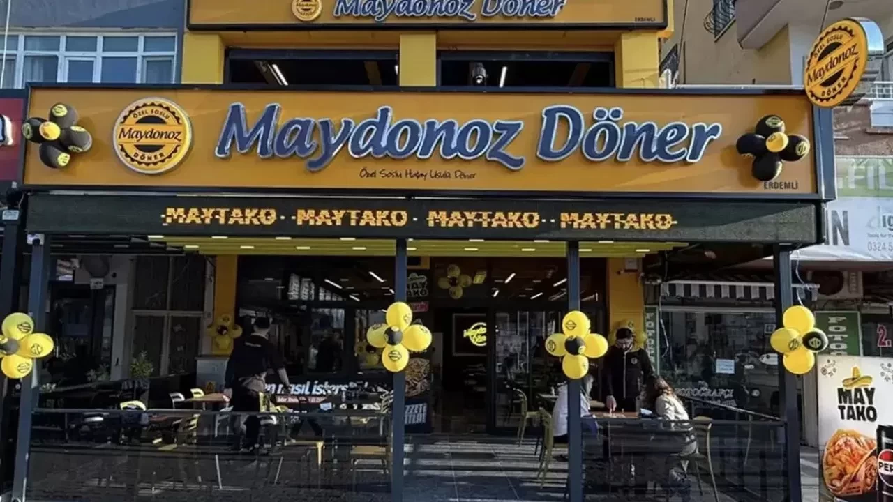 Maydonoz Döner'e FETÖ operasyonu: Davada ara karar açıklandı