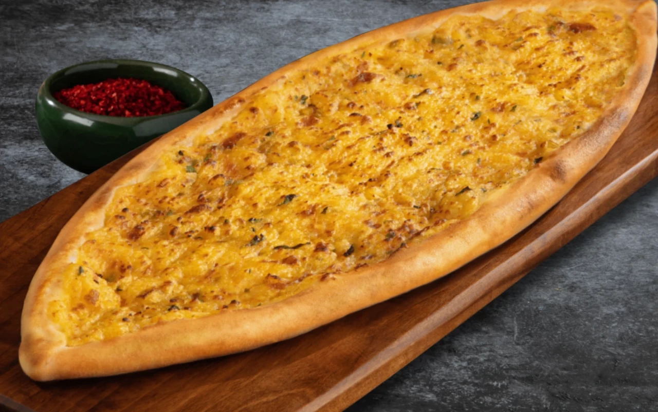 MasterChef Usulü Patatesli Pide Tarifi: En Pratik ve Lezzetli Yöntem! Sadece 30 Dakikada Hazır