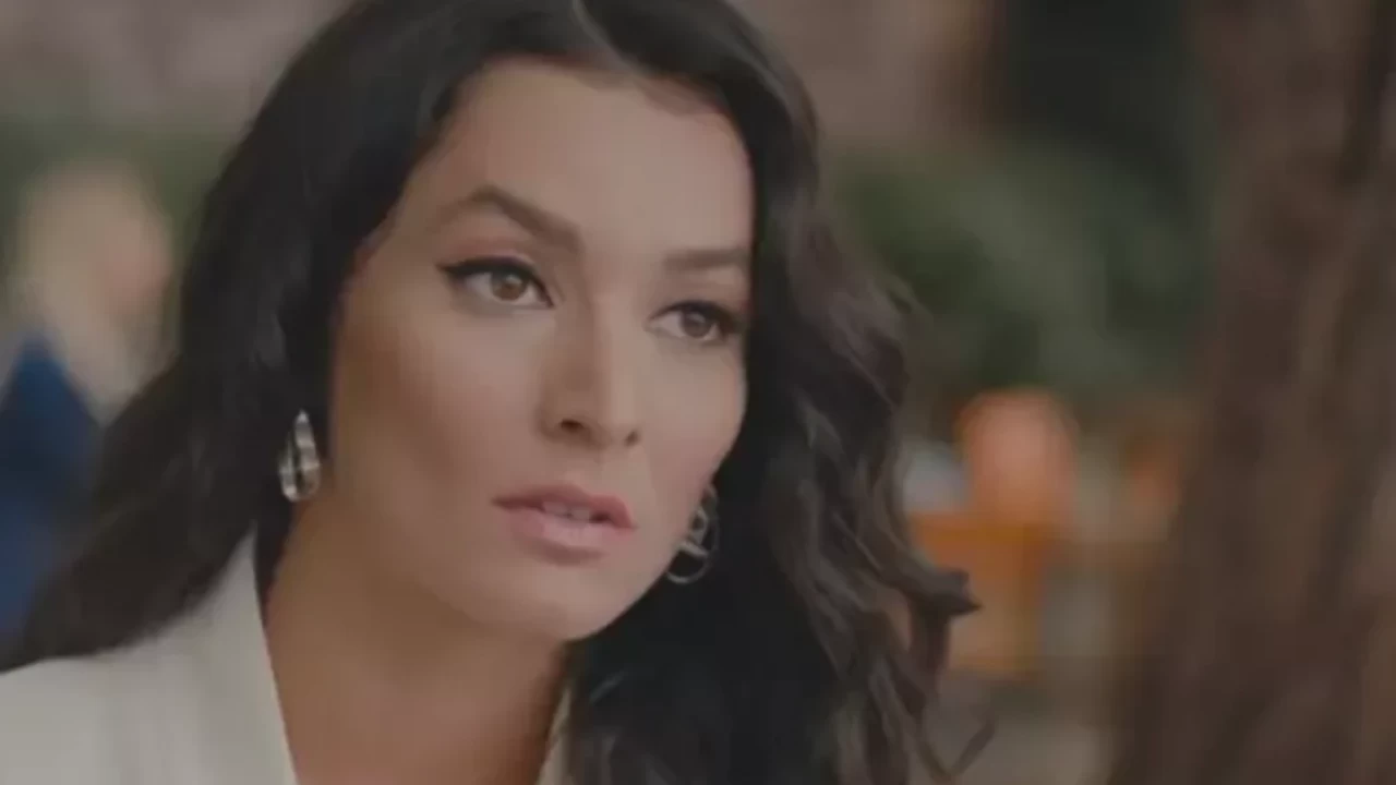 Squid Game Yıldızı Sung Hoon’la Aşk Yaşayan Ayşe Akın Kimdir, Kaç Yaşında, Ne İş Yapıyor?