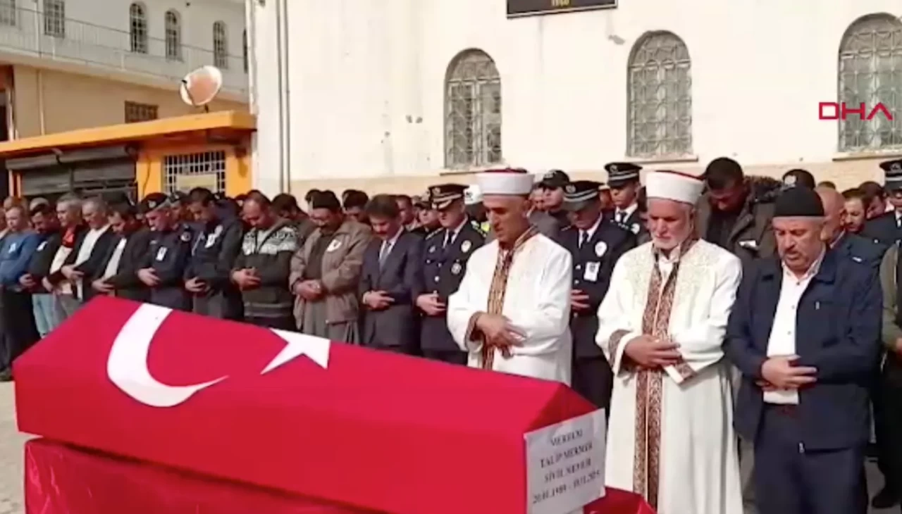 Adıyaman’da hayatını kaybeden polis memuru Talip Mermer son yolculuğuna uğurlandı