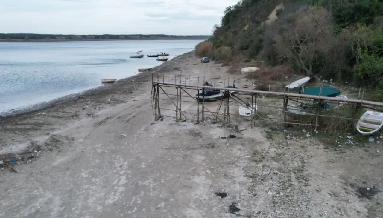 Terkos Gölü alarm veriyor! Su seviyesi 10 metre çekildi