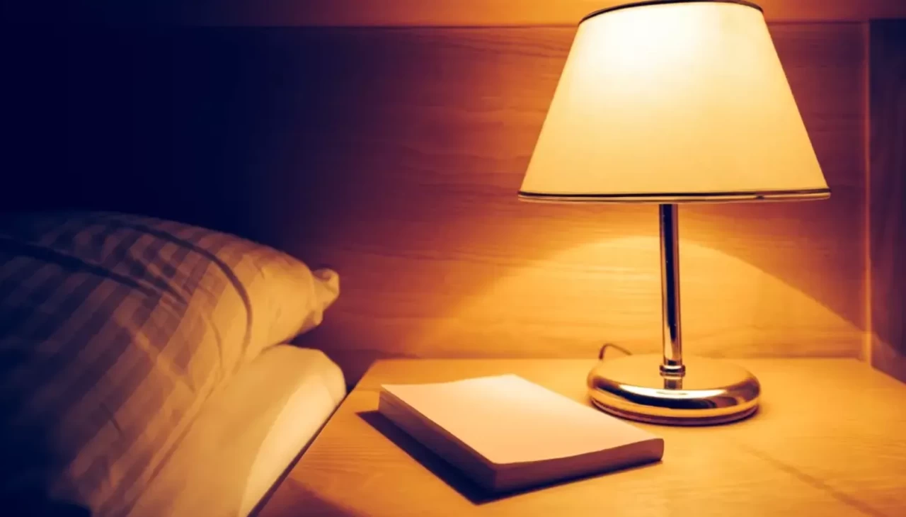 Kimse bunu bilmiyordu! Gece lambasıyla uyumanın perde arkasındaki tehlike