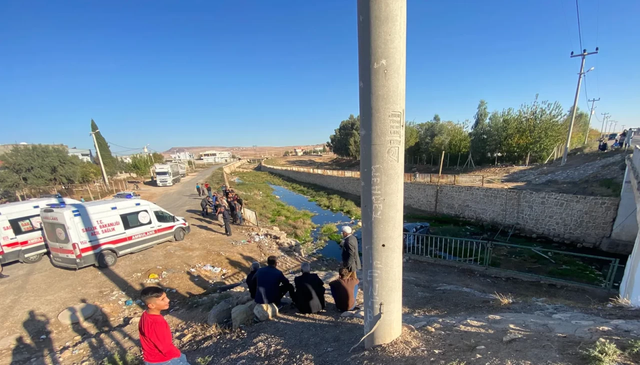 Mardin'de feci kaza: Köprüden düşen otomobilde 1 ölü, 2 yaralı