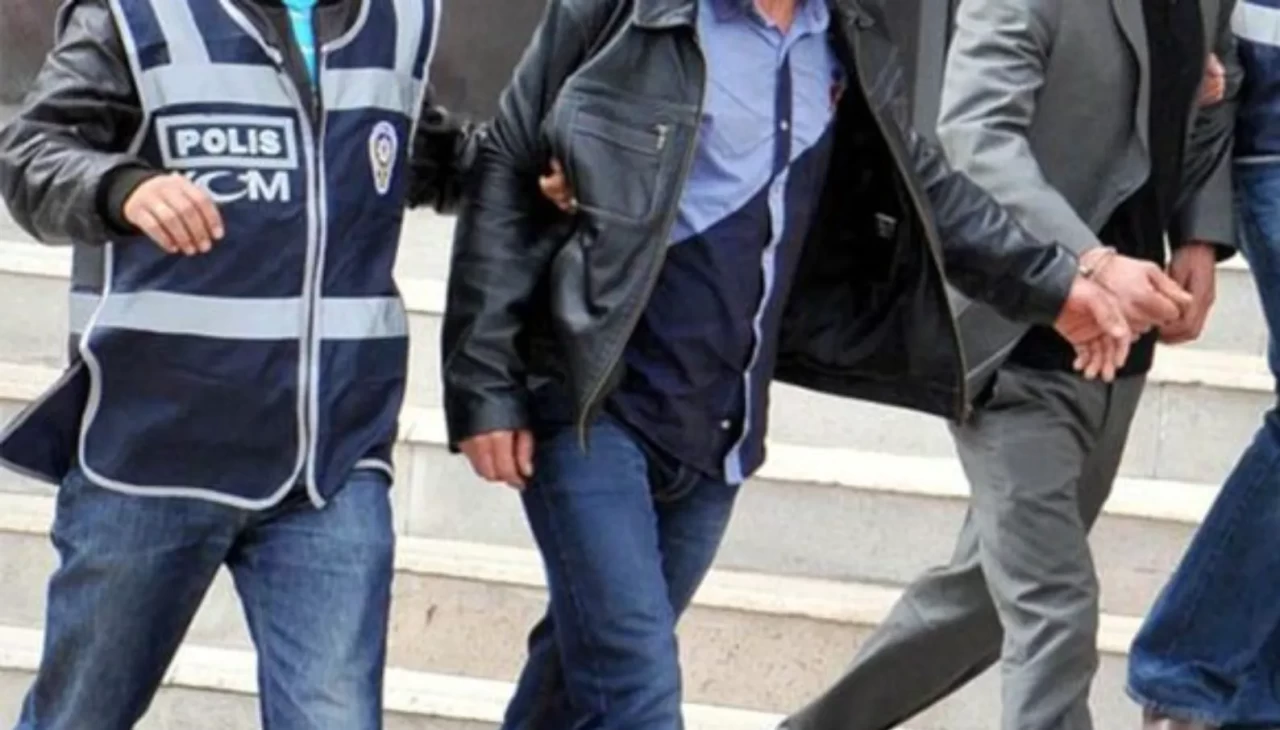 Kağıthane’de apartman tartışması kanlı bitti: 1 ölü, 2 yaralı