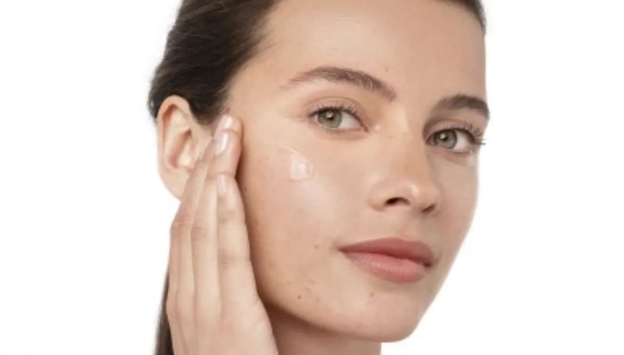 Uzmanlar uyardı: Bu küçük çizgi yaşlanmanın ilk adımı! İşte kimde nasıl ortaya çıkıyor