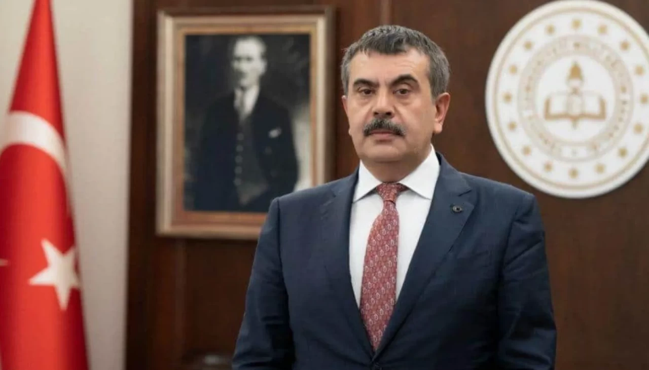 Bakan Tekin: 'Öğretmenlerimiz milletimizin yarına duyduğu güvenin en büyük teminatıdır'