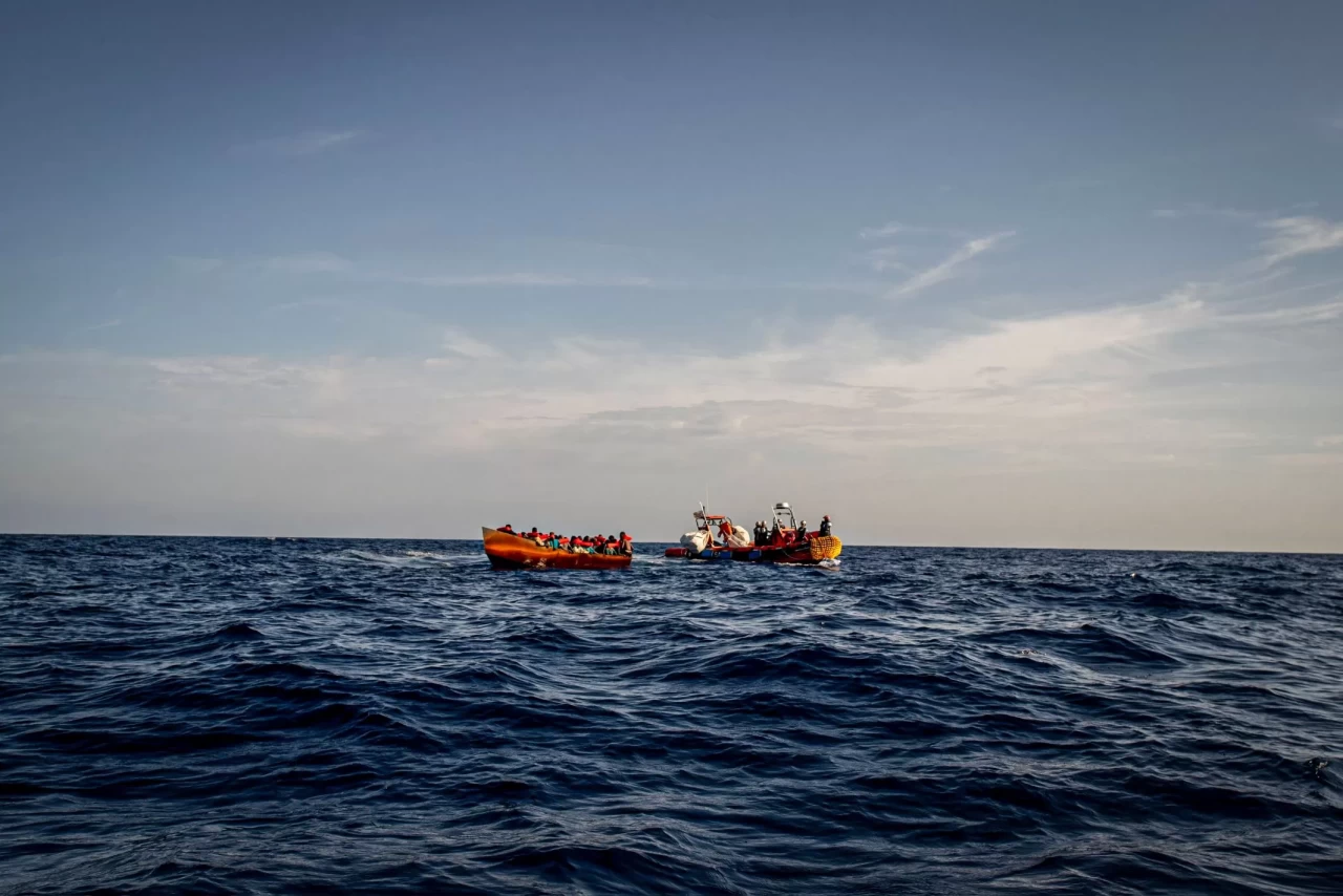 Malezya'da göçmen faciası! Batan teknede 21 kişi can verdi