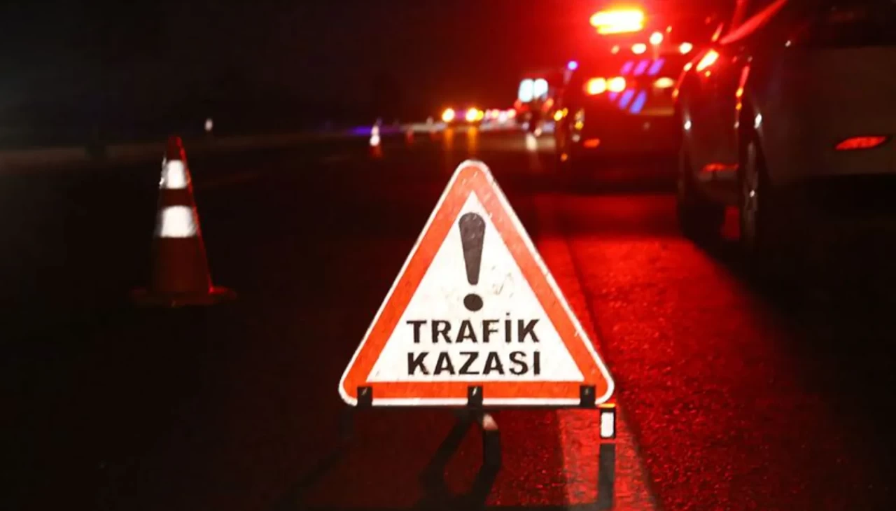 Çankırı’da feci kaza: Otomobil ile hafif ticari araç çarpıştı, 1 ölü 4 yaralı