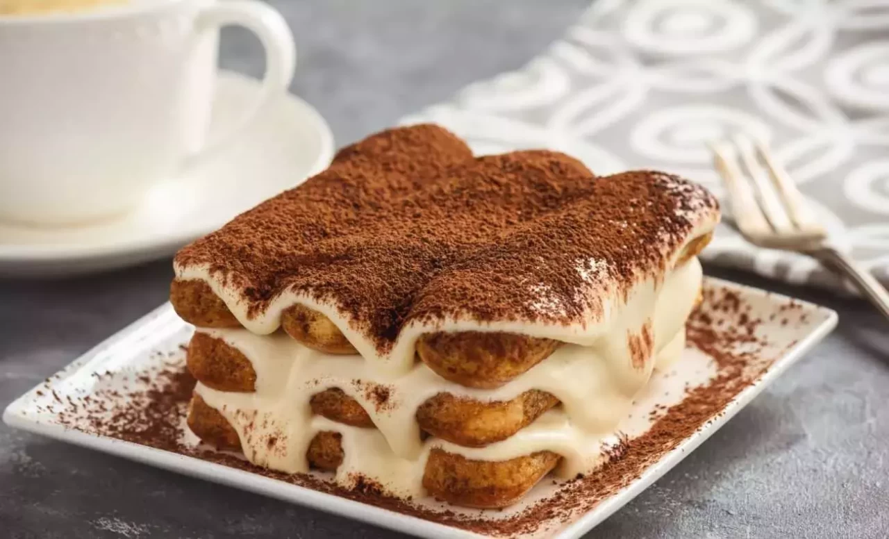 Borcamda Pratik Kedi Dilli Tiramisu Tarifi: Evde Kolay ve Lezzetli Tarif