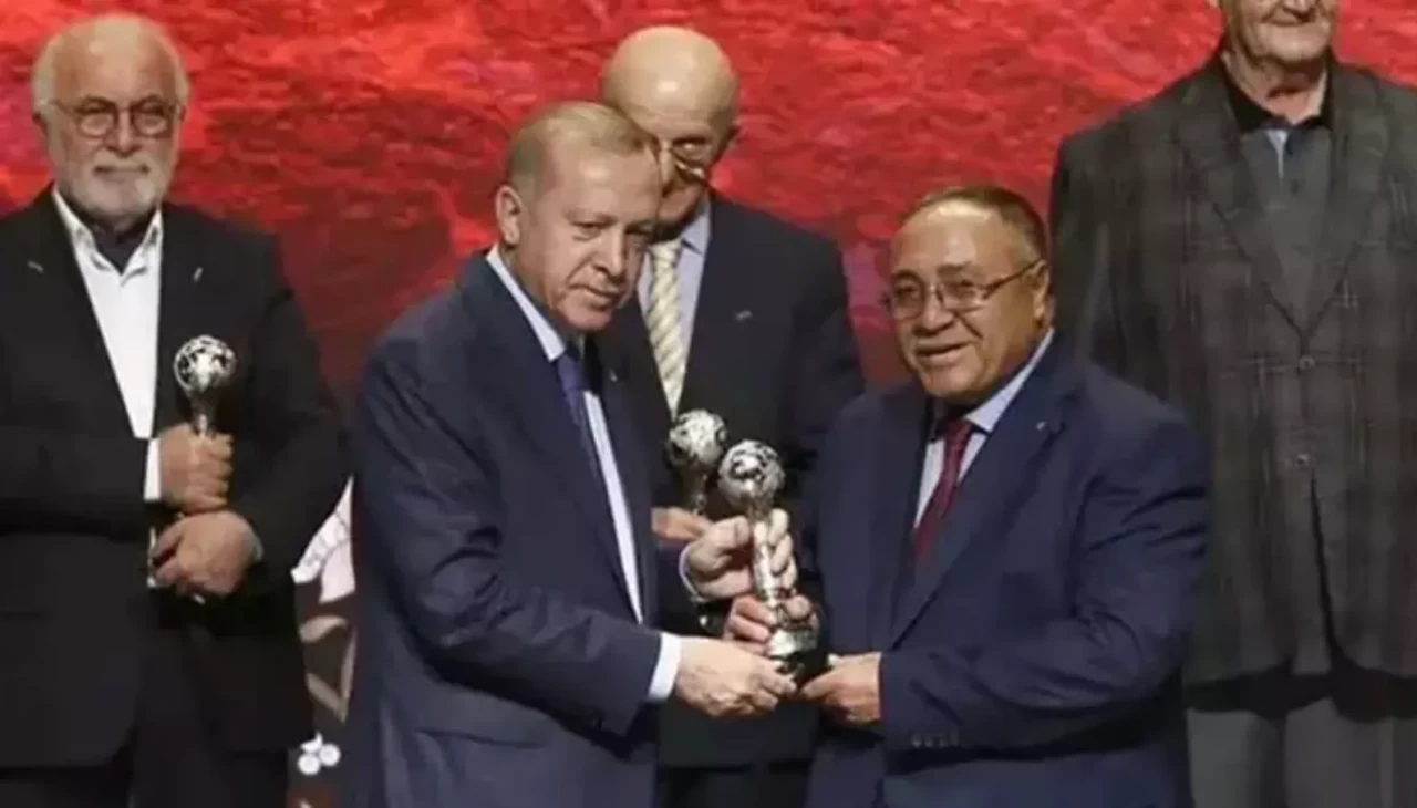 Ödülünü Cumhurbaşkanı Erdoğan'ın elinden almıştı! Adem Göçer hayatını kaybetti