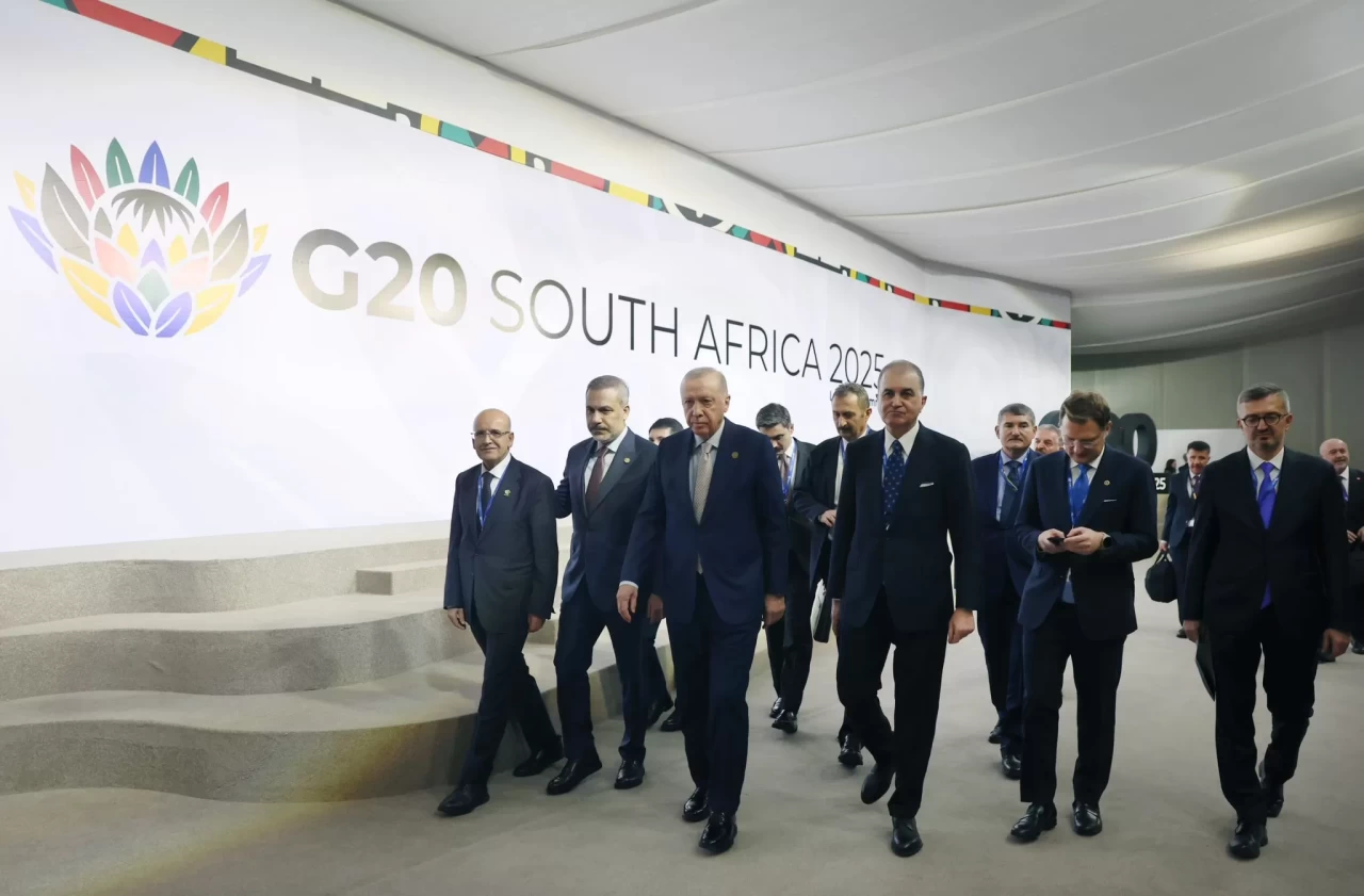 İletişim Başkanı Duran’dan G20 Zirvesi değerlendirmesi: “Türkiye güçlü bir diplomasi trafiği yürüttü”