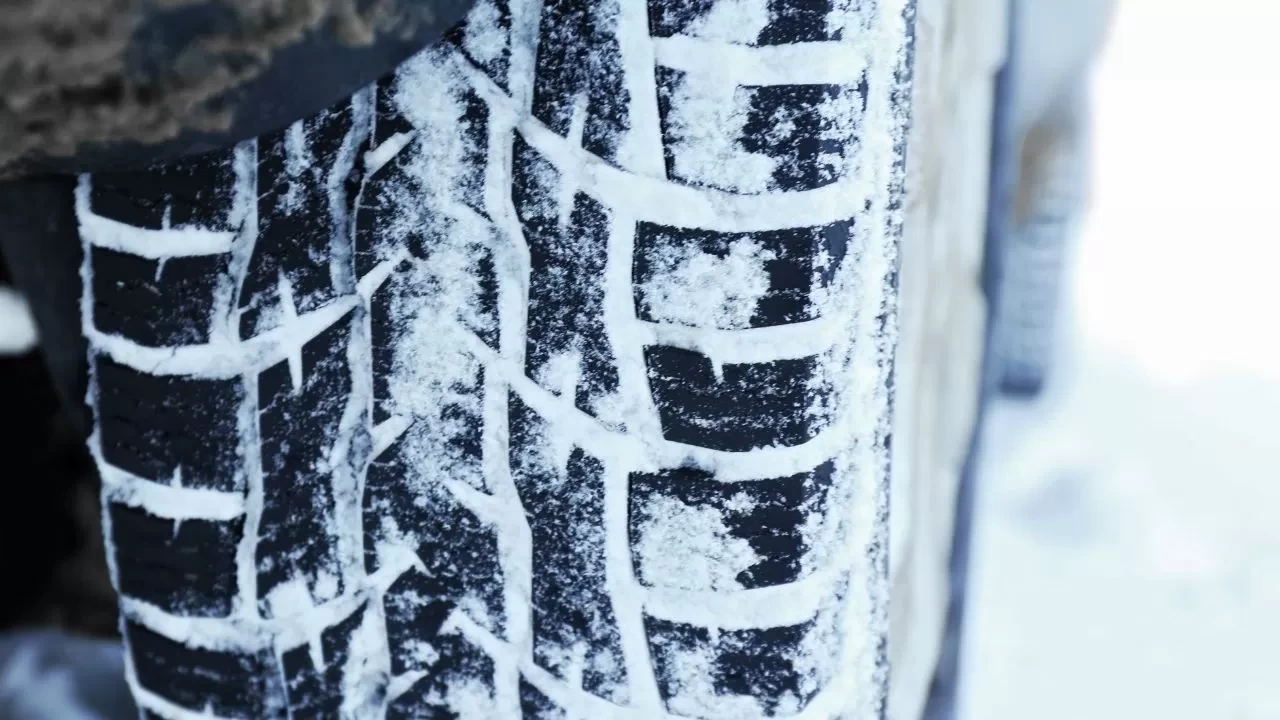 Ticari araçlar için kış lastiği zorunluluğu başladı