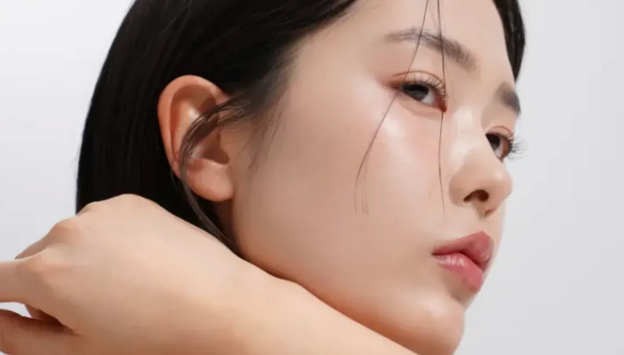 Cildinize zamanı geri aldıran 10 adım! Kadınlar bu habere bayıldı