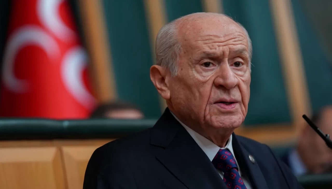 MHP Lideri Devlet Bahçeli'den, İP Başkanı Müsavat Dervişoğlu'na tepki: Söyleyene bakarız adam mı diye!
