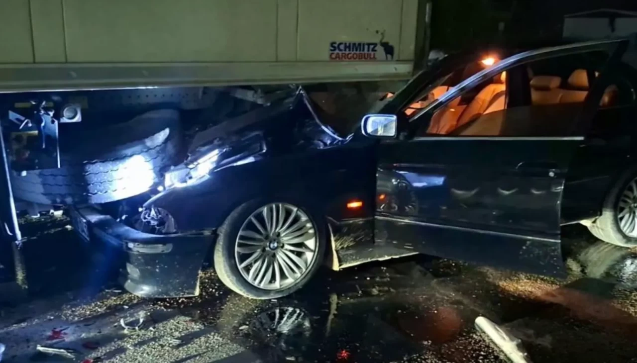 Bursa’da park halindeki TIR'a çarparak hayatını kaybetti