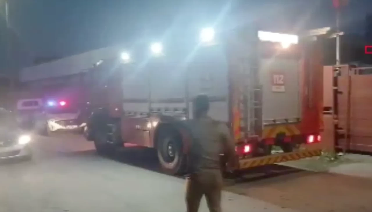 Manisa’da iş merkezinde feci kaza: Üzerine çelik kalıp düşen işçi hayatını kaybetti