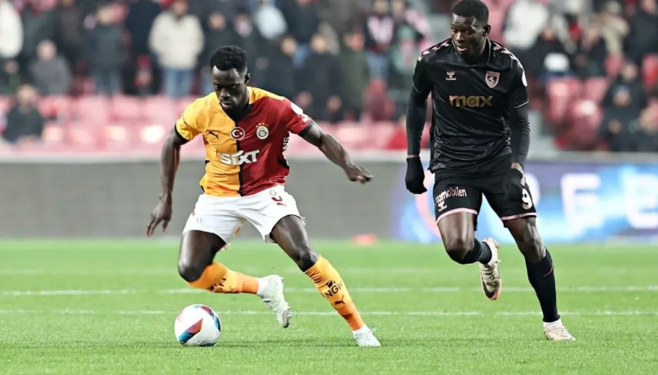 Galatasaray, Samsunspor maçı için sahaya indi!