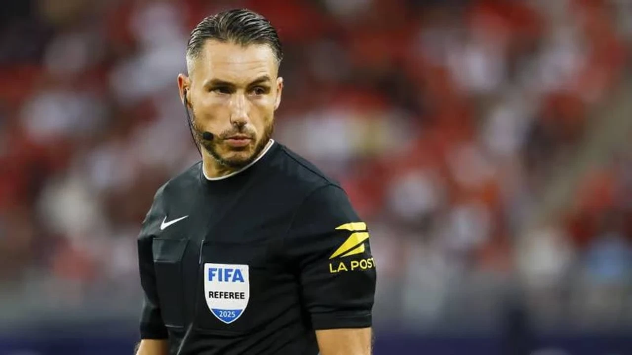 UEFA Konferans Ligi'nde Samsunspor - AEK maçını Fransız hakem Jeremie Pignard yönetecek