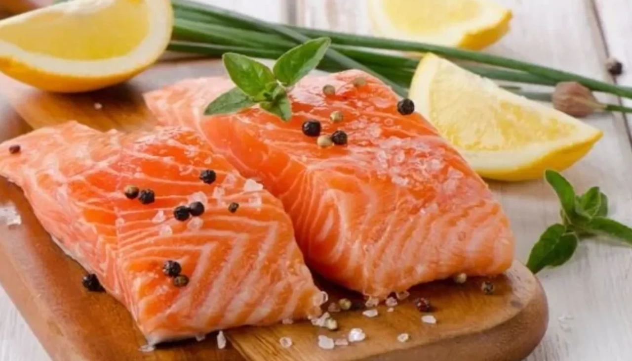 Diyet listelerinin yıldızı somon kaç kalori? Porsiyon detayı önemli