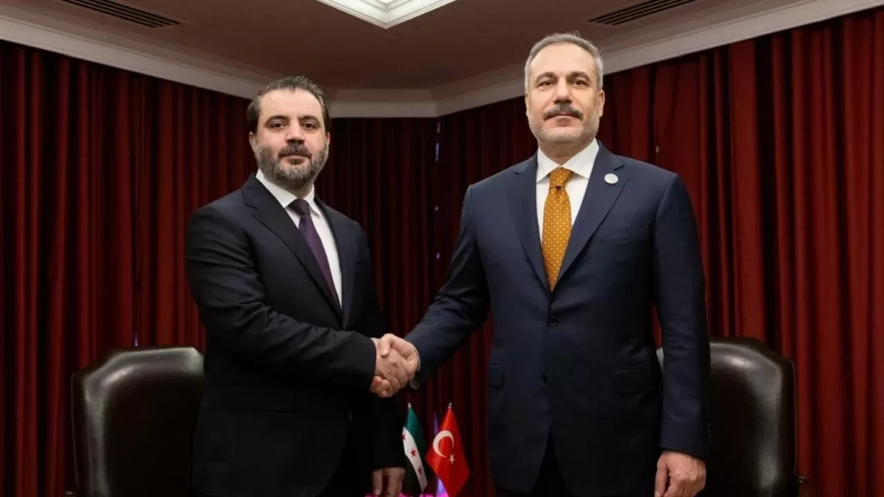 Doha’da 10 Mart Mutabakatı görüşmesi! Dışişleri Bakanı Fidan, Suriyeli mevkidaşı ile bir araya geldi