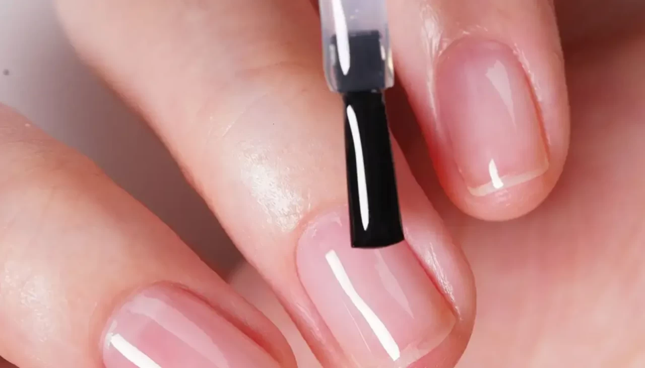Base coat nedir ve ne işe yarar?