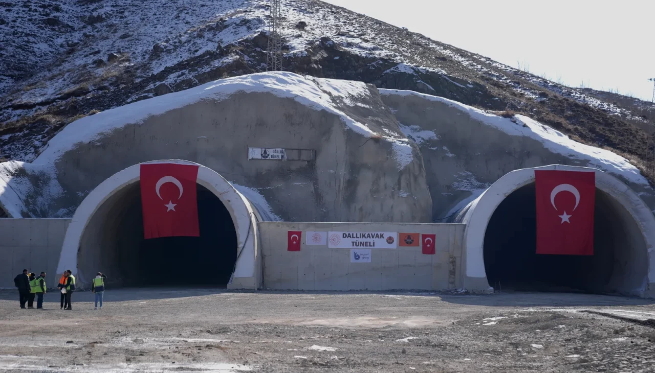 Bakan Uraloğlu: 'Dallıkavak Tüneli 2026’nın ilk yarısında hizmete açılacak'