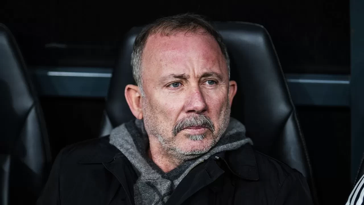 Beşiktaş evinde kayıplarda: 4 maçtır kazanamıyor