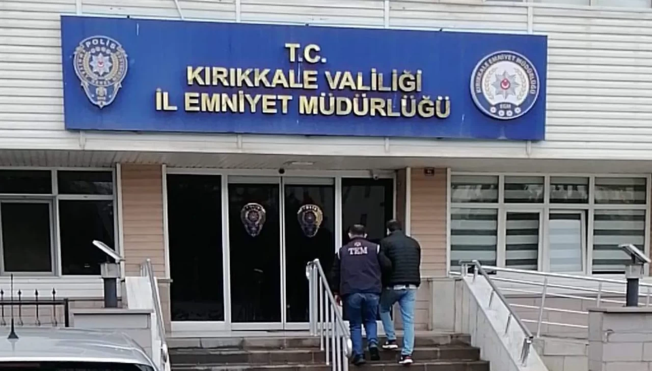 6 yıl 3 ay hapis cezası bulunan ihraç komiser yardımcısı yakalandı