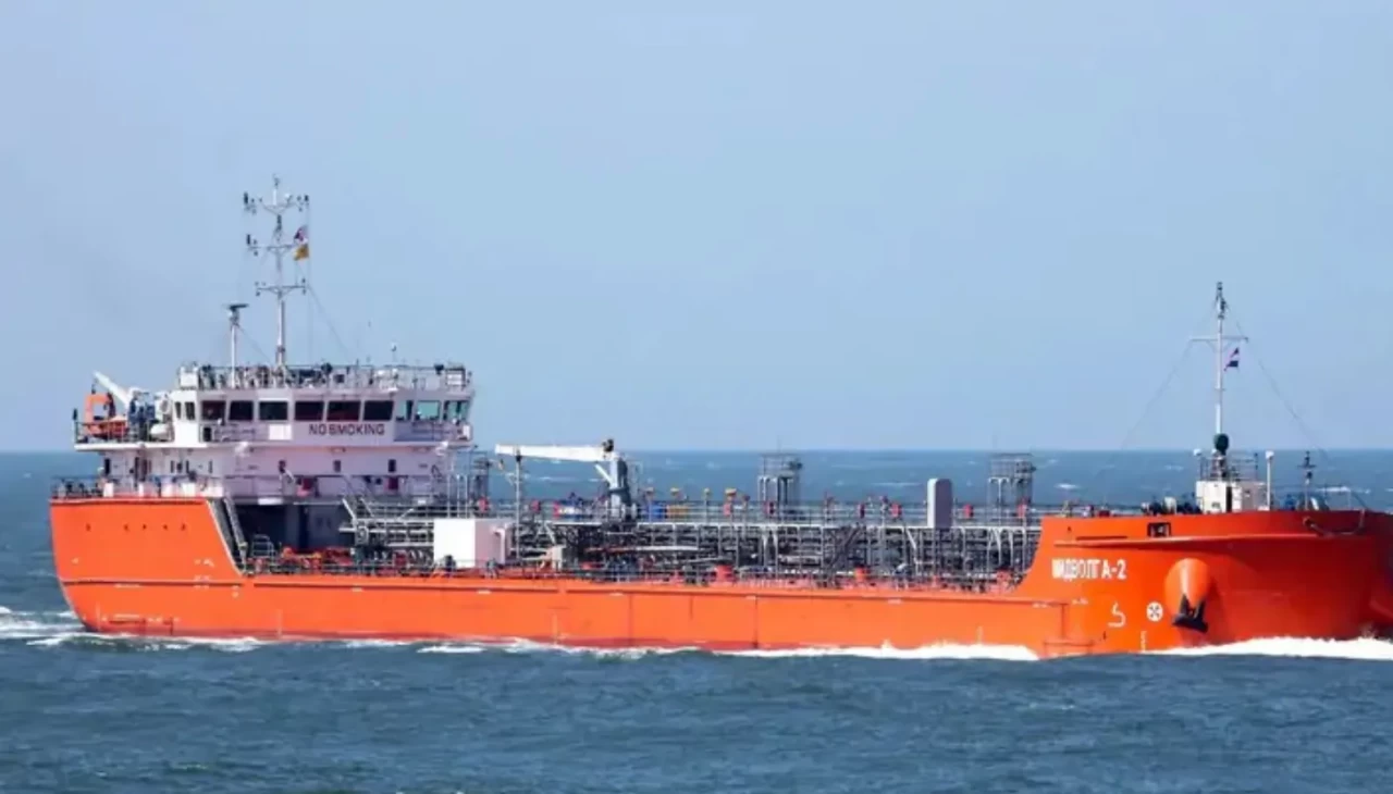 Karadeniz'de bir gemiye daha saldırı