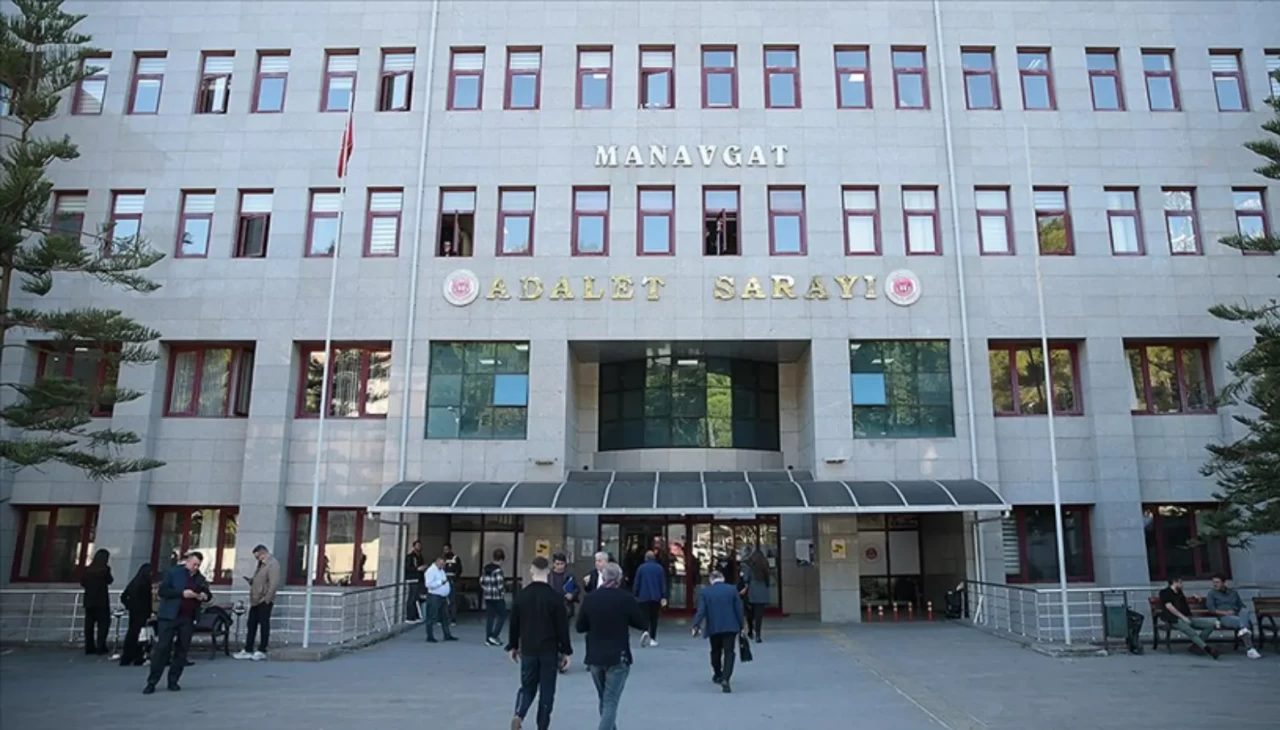 Manavgat Belediyesinde milyonluk rüşvet trafiği! Duruşmada kritik beyanlar