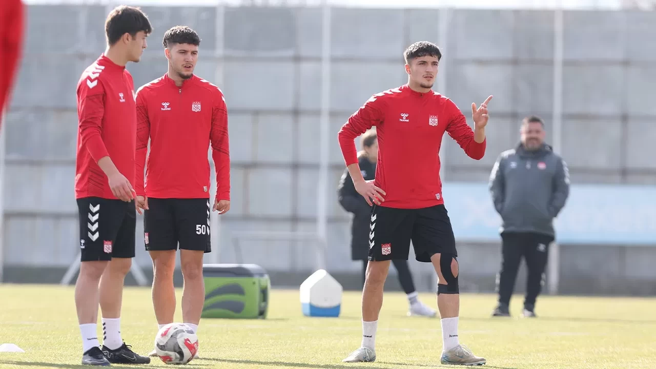 Sivasspor, Türkiye Kupası’nda Aliağa FK maçının hazırlıklarına başladı