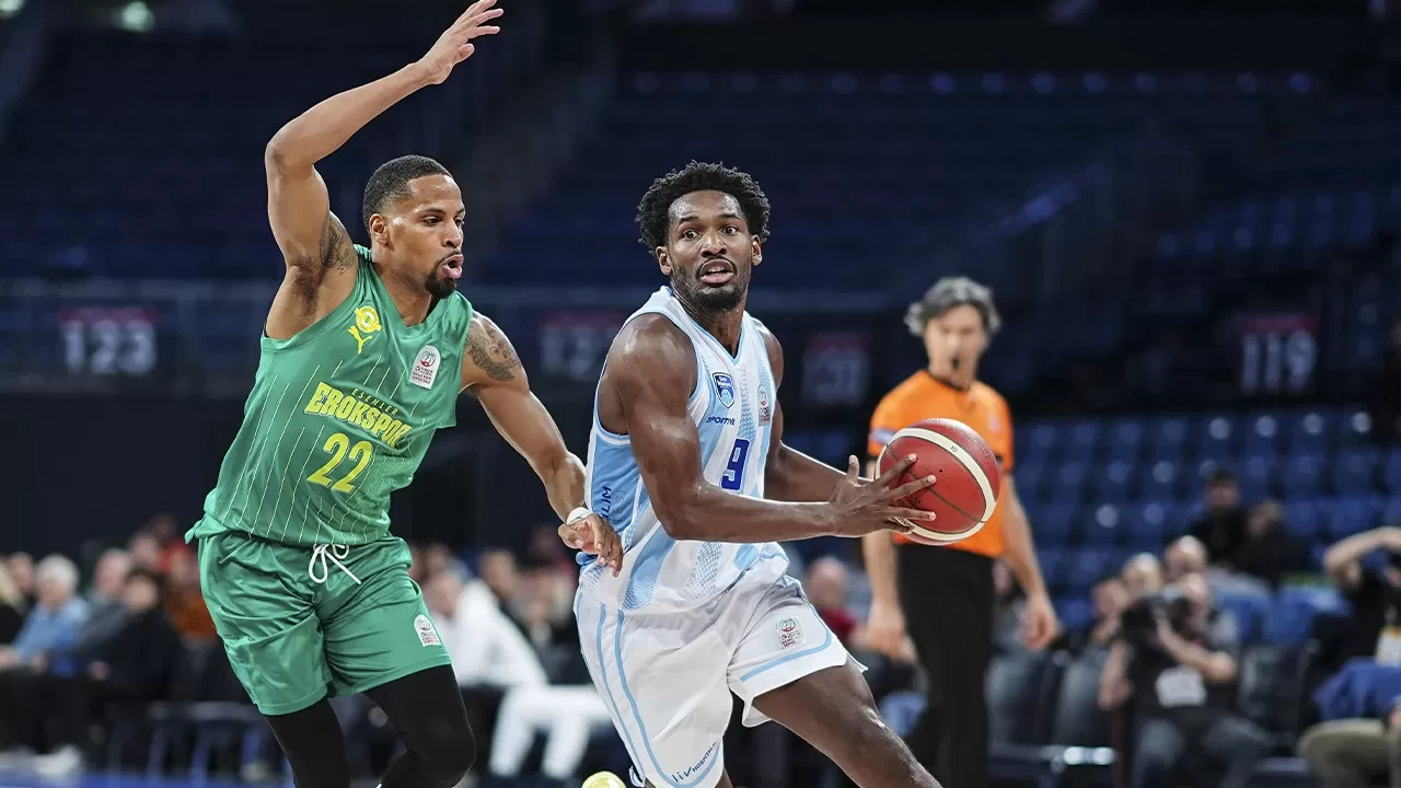 Türk Telekom deplasmanda kazandı | Maç Sonucu: Esenler Erokspor 61-67 Türk Telekom