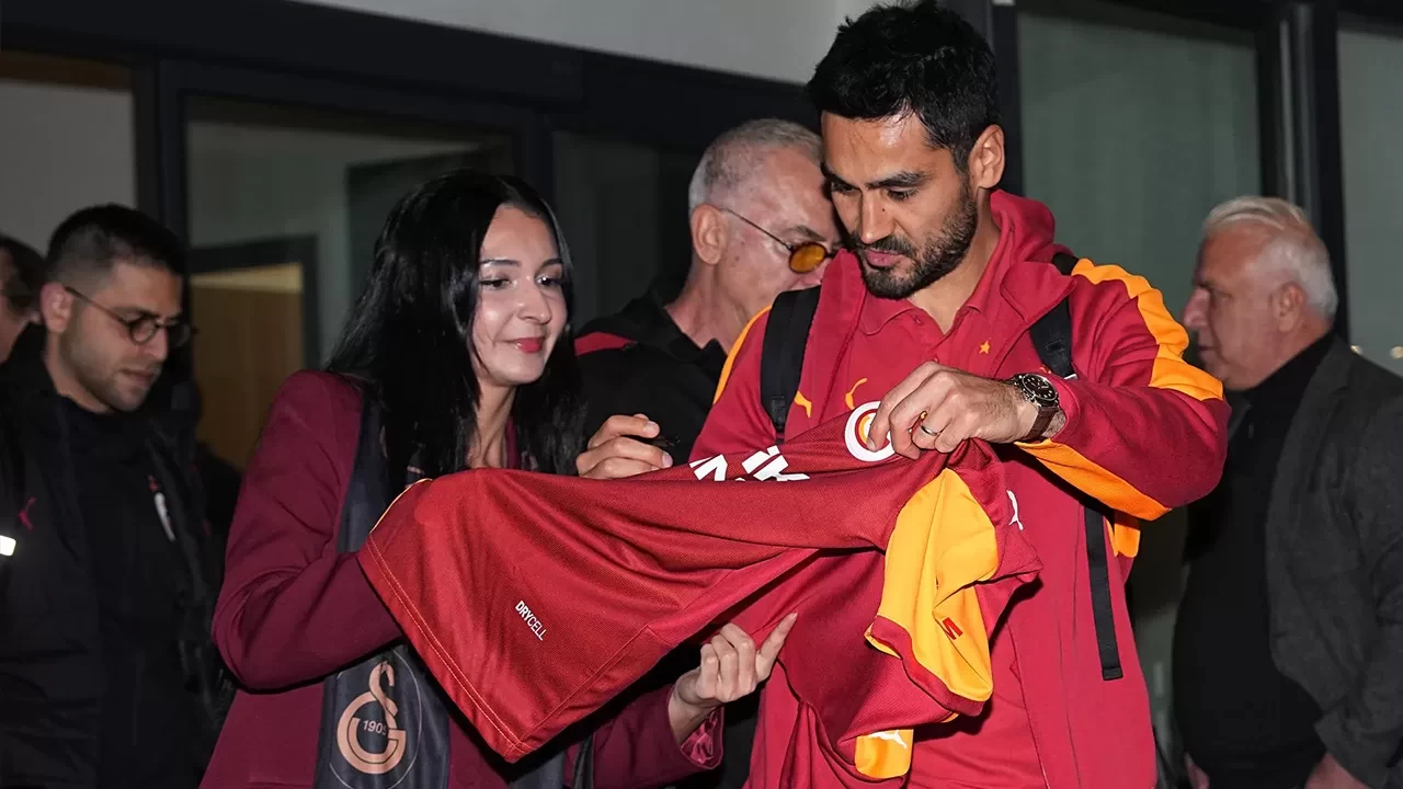 Galatasaray, Süper Lig'deki Antalyaspor maçı için Antalya’ya geldi
