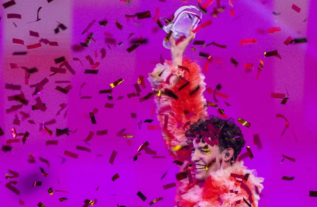 2024 Eurovision birincisi Nemo, İsrail'in katılımına tepki olarak ödülünü iade edecek