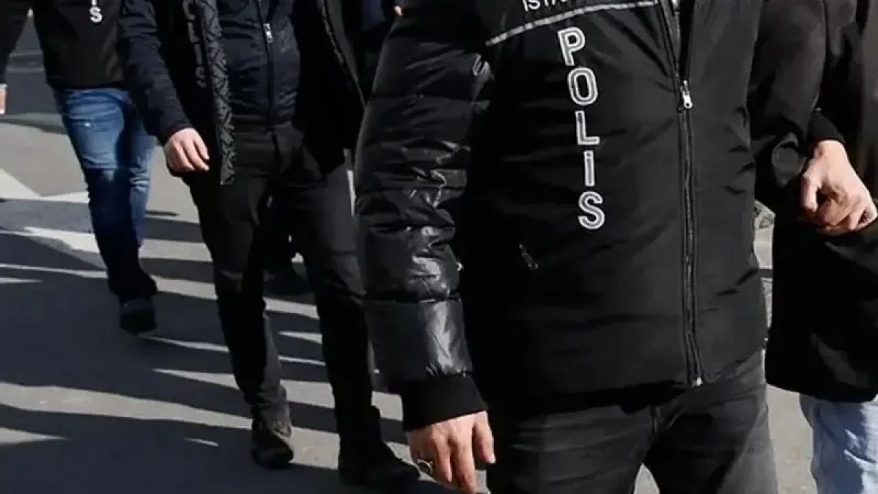 İstanbul'da "Ay grubu" silahlı suç örgütüne soruşturma: 65 sanığa dava açıldı