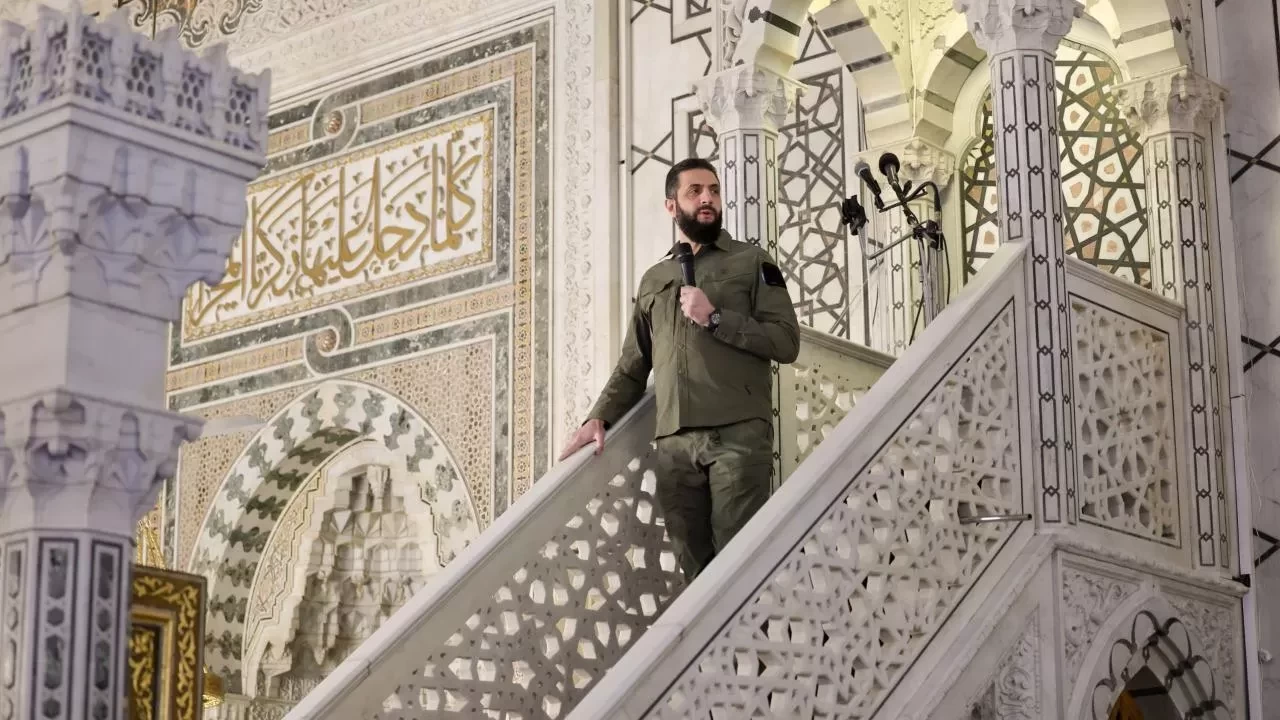 Cumhurbaşkanı Şara Emevi Camisi’nden kardeşlik mesajı verdi