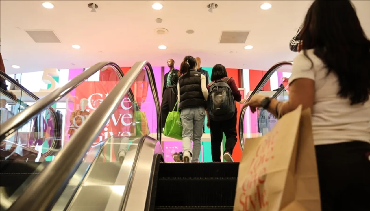 ABD’de indirim döneminde çevrim içi harcamalar 44,2 milyar dolara ulaştı