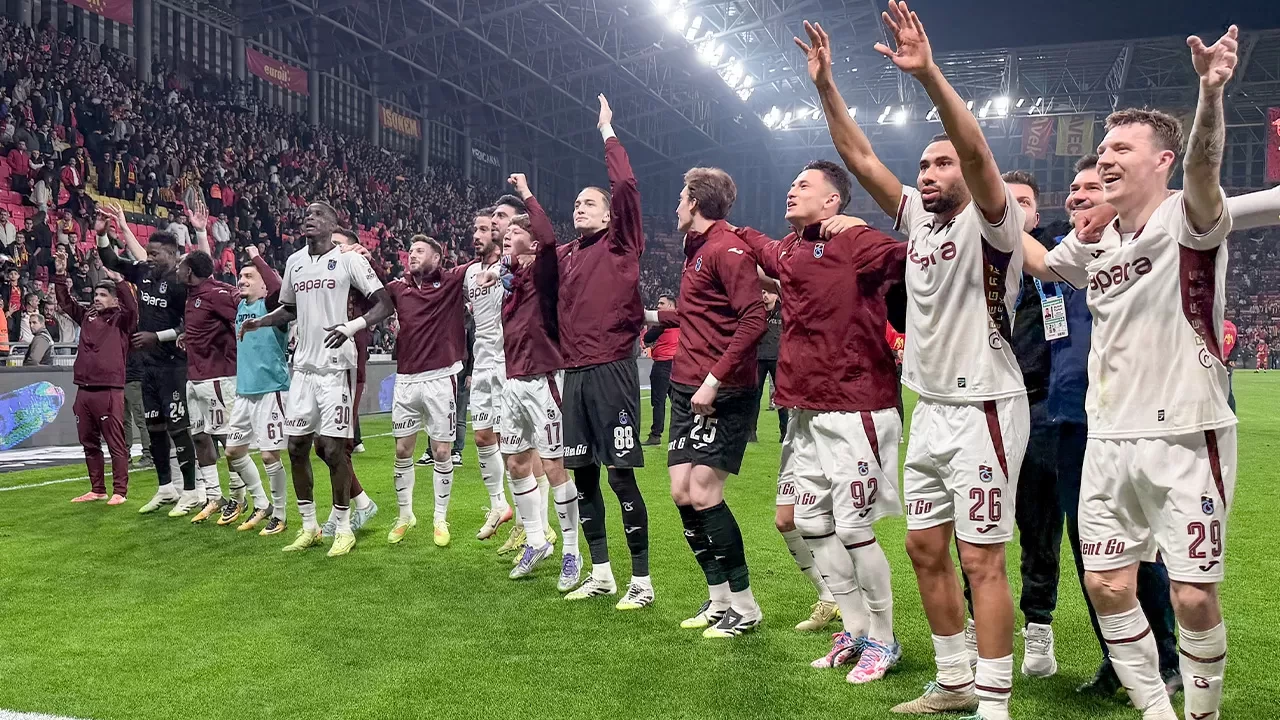 Trabzonspor, Fatih Tekke yönetiminde Beşiktaş karşısında ilk büyük galibiyetini arıyor