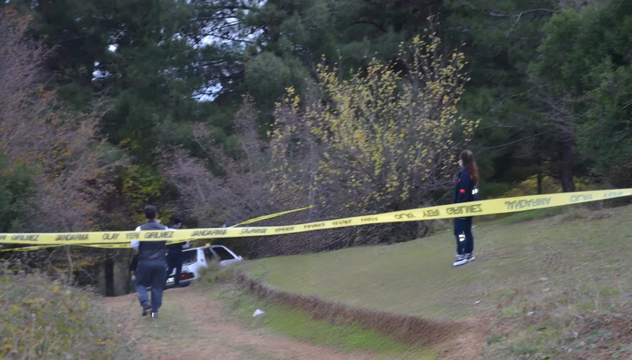 Samsun'da korkunç olay: Park halindeki araçta boşanan çifte ait 2 ceset bulundu