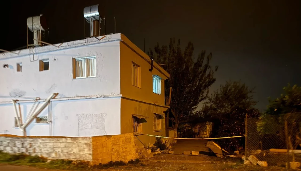 Hatay’da akıl almaz olay: Eşini baltayla öldürüp banyoya gömdü! Kayıp ihbarı sonrası gerçek ortaya çıktı