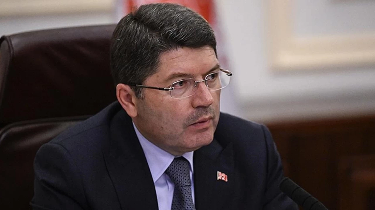 Bakan Tunç'tan "Futbolda bahis" soruşturmasına ilişkin açıklama