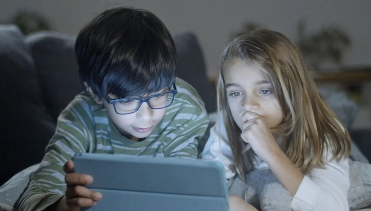 Çocuklara sosyal medya yasağı geliyor mu? Bakanlık radikal düzenlemeyi hazırladı: 15 yaş altına hesap açmak yasaklanabilir!