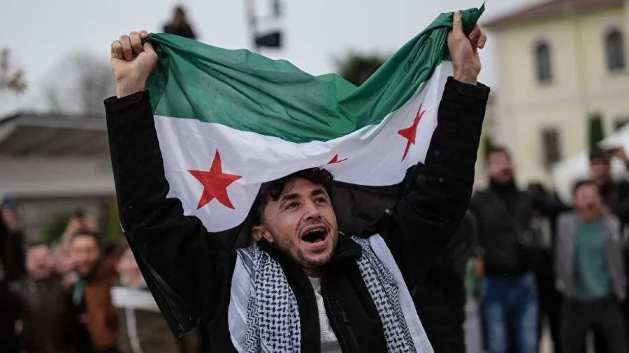 Zulümden özgürlüğe! Esed'siz ilk yıl: 61 yıllık karanlıktan çıkış