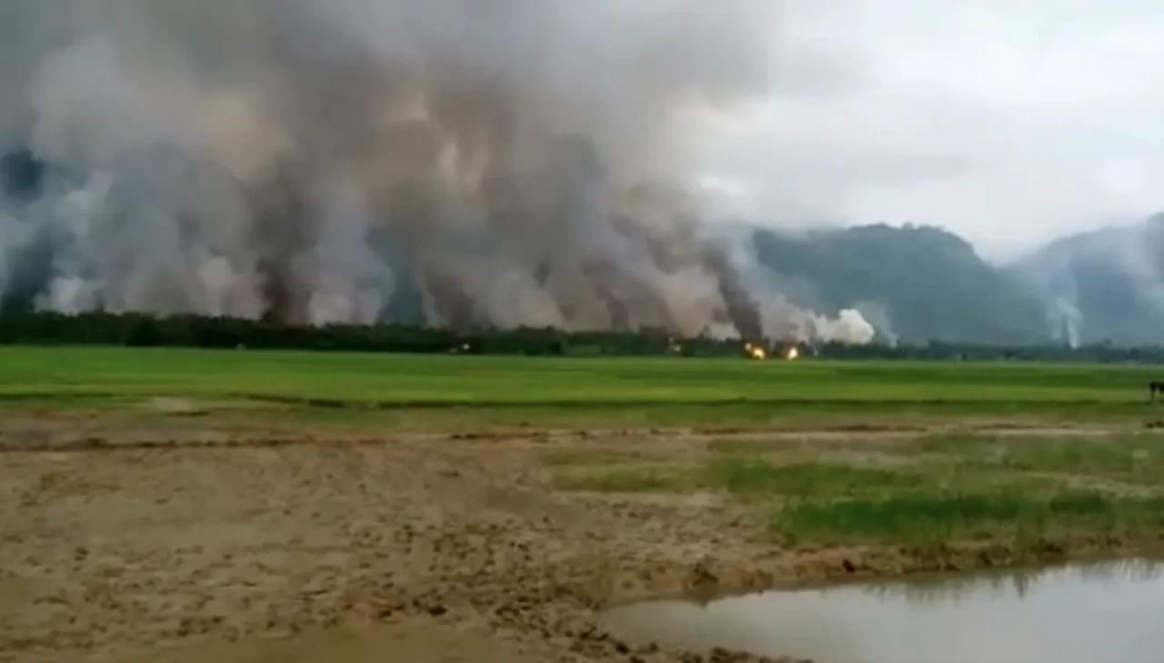 Myanmar'da ordudan hastaneye hava saldırısı: 33 ölü