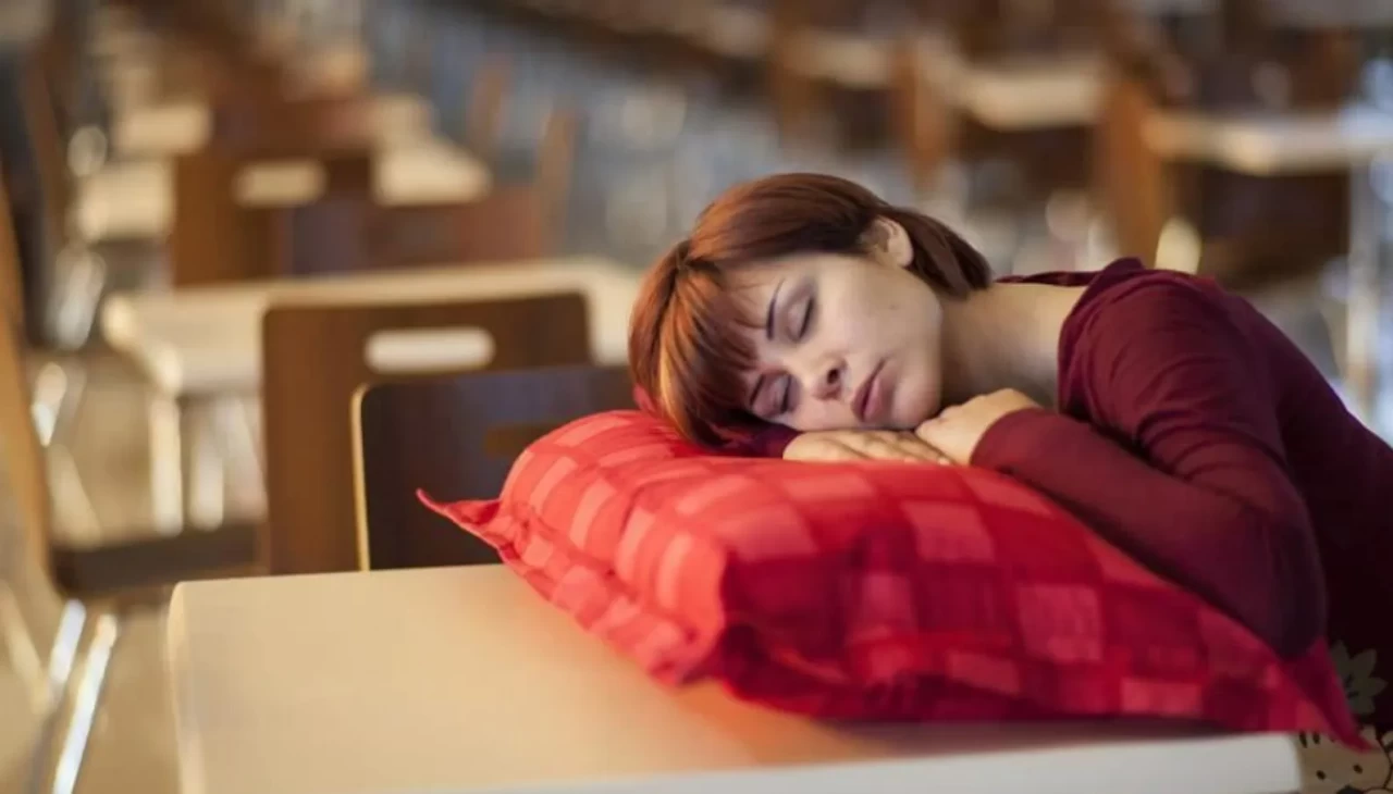 Uykusuzluk beyninizi ele geçiriyor