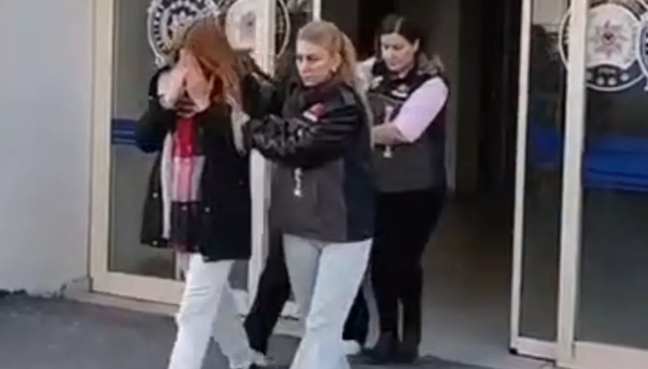 Ankara'da dairelerden ziynet eşyası çalan 2 şüpheli yakalandı