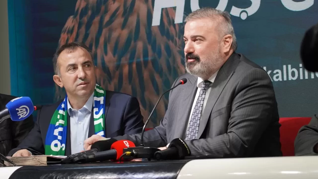 Çaykur Rizespor'da Recep Uçar dönemi resmen başladı: “Ekibime ve şehrin sinerjisine inanıyorum”